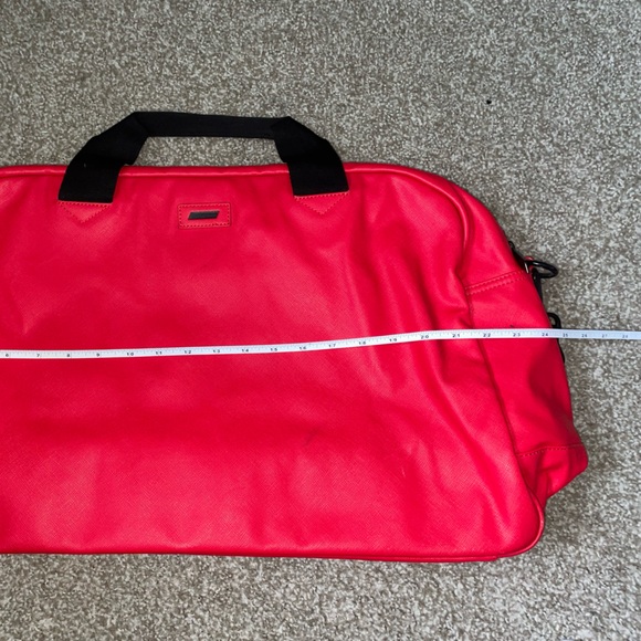 Ferrari X Puma LS3 Weekender Red Large Bag Faux Leather- 32L - Picture 5 of 7
